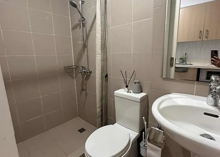 Qc - Cozy With Free Pool Access & Near Malls&dining Aparthotel 4*